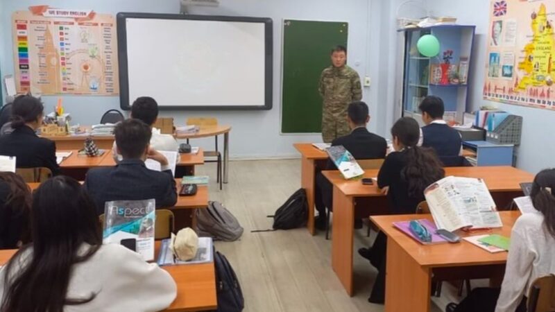 Степногорскте Ұлттық ұлан академиясына түсу бойынша үгіт насихат жүргізілді