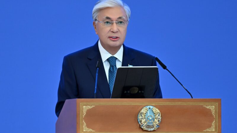 Мемлекет басшысы: «Азаматтардың Конституцияға сенімі нығая түсті»