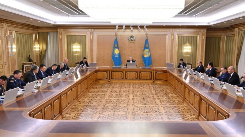 Глава государства провел совещание по вопросам развития искусственного интеллекта  