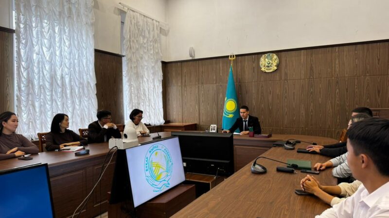 МЕМЛЕКЕТТІК ҚЫЗМЕТШІЛЕРМЕН ПРОФИЛАКТИКАЛЫҚ  ТҮСІНДІРМЕ ЖҰМЫСТАРЫ ӨТКІЗІЛДІ