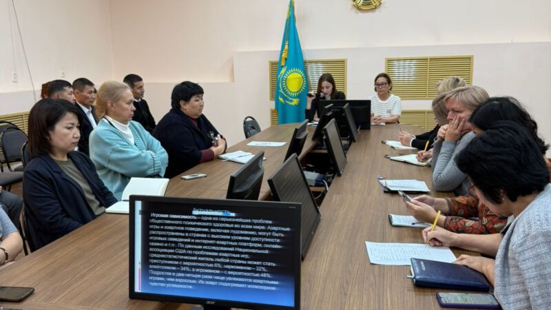 СЛУЖЕБНАЯ ЭТИКА И ДИСЦИПЛИНАРНАЯ ОТВЕТСТВЕННОСТЬ: ВСТРЕЧА С ГОСУДАРСТВЕННЫМИ СЛУЖАЩИМИ