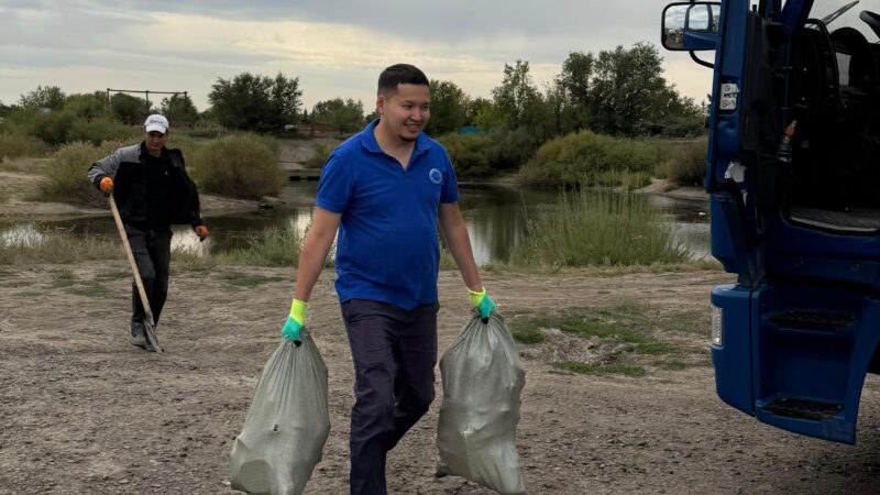 ЕРІКТІЛЕР « ТАЗА СУ АЙДЫНДАРЫ» АКЦИЯСЫНА АТ САЛЫСТЫ