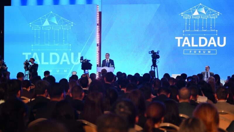 Сенат жанындағы «Аналитика мектебі» алғаш рет Қарағанды қаласында өтеді!