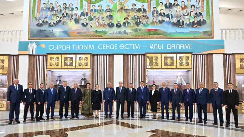 Глава государства встретился с общественностью региона