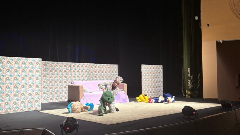 ЕРІКТІЛЕР БАЛАЛАРДЫ ТЕАТР ӘЛЕМІНЕ ЖАҚЫНДАТТЫ