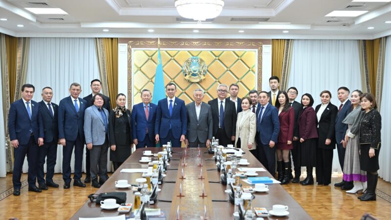 ПОЛИТИЧЕСКАЯ МОДЕРНИЗАЦИЯ И НОВАЯ КОНСТИТУЦИОННАЯ МОДЕЛЬ: ЗАСЕДАНИЕ ДИАЛОГОВОЙ ПЛОЩАДКИ «ҰЛТТЫҚ МҮДДЕ» ПРОШЛО В СЕНАТЕ