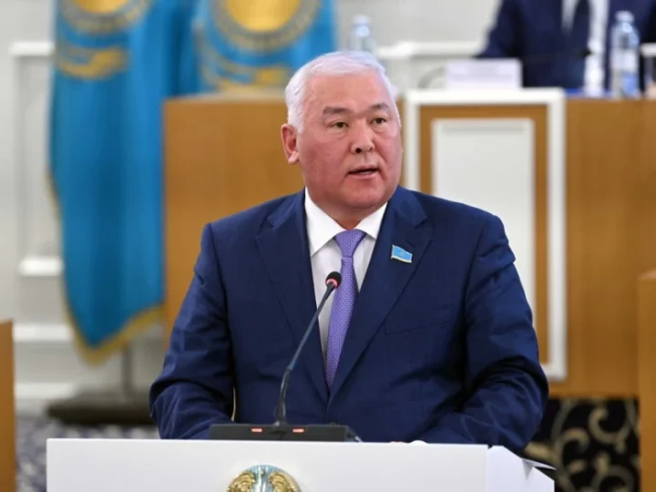 Мұрат Әбенов жаңа Конституция туралы: Егемендік пен халықаралық құқықтың теңгерімі сақталған   