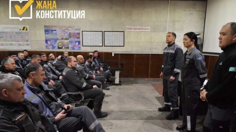 Конвертер цехында Конституциялық реформа талқыланды