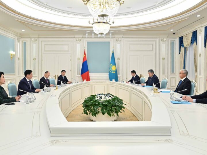 Қазақстан мен Моңғолия президенттері шағын құрамда келіссөз жүргізді
